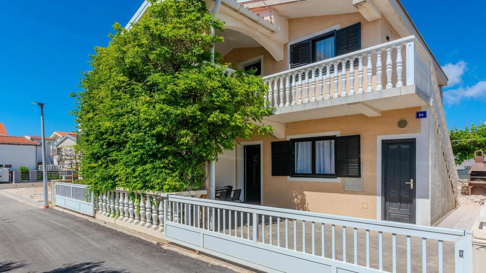 Apartment Plantosar Vir