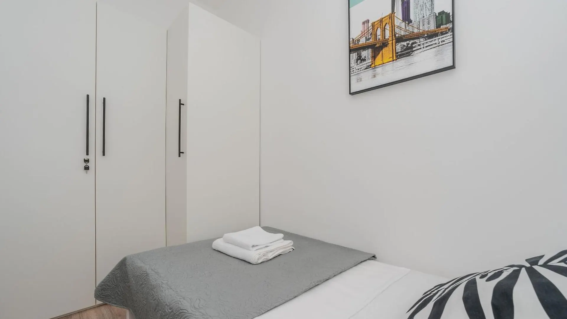 Apartment Plantosar Vir 0*,